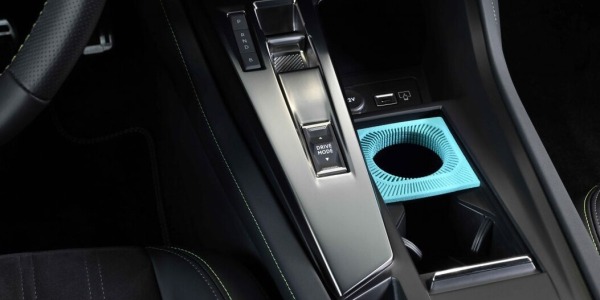 La nouvelle Peugeot 308 intègre des accessoires imprimés en 3D